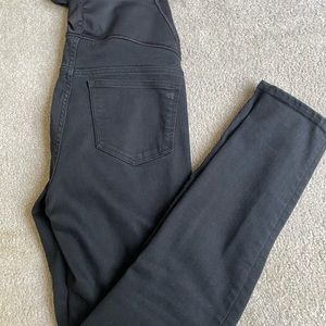 Madewell Maternity Skinny Black Jeans. Fits over bump.